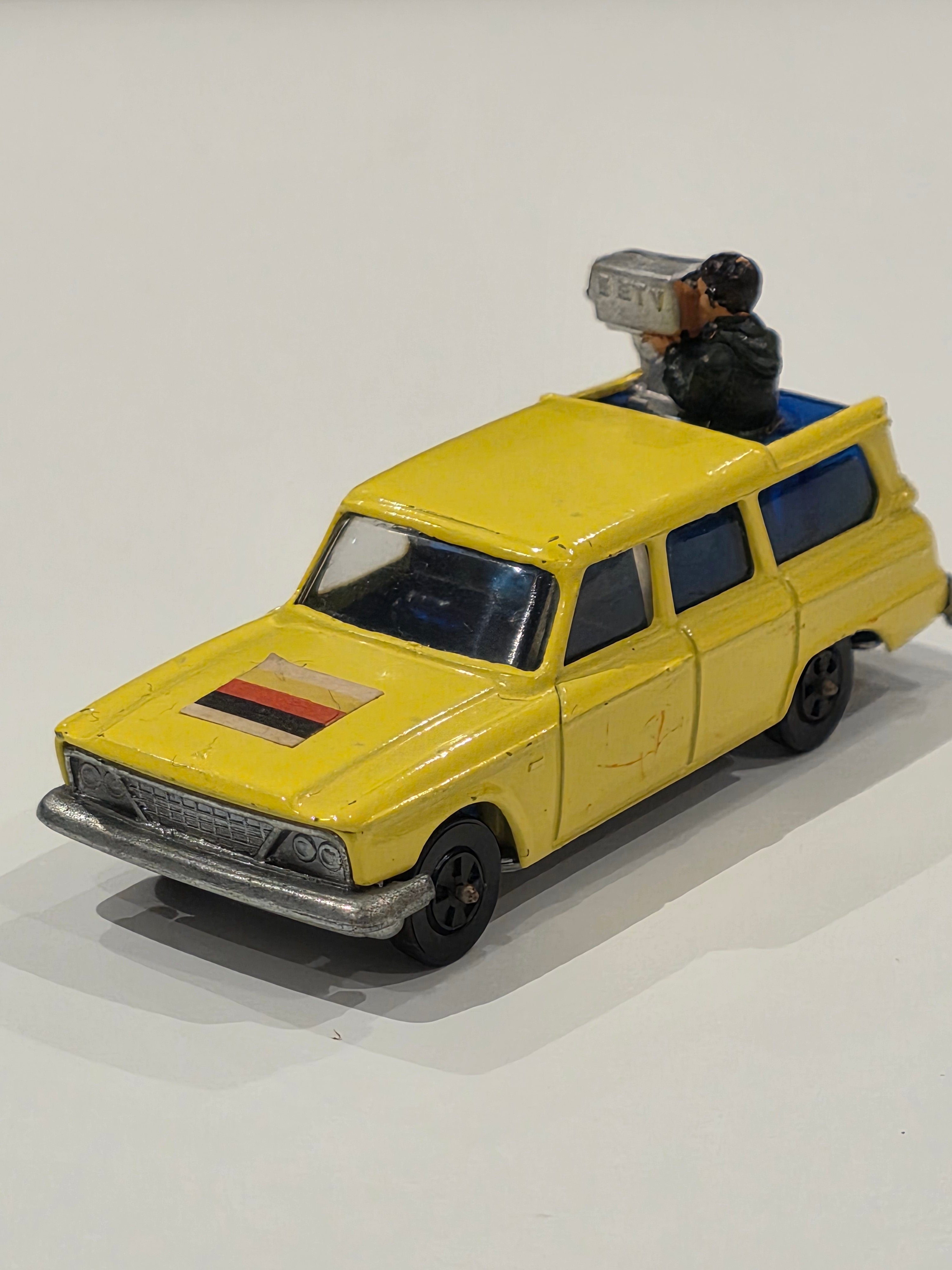 Husky Models #15 Studebaker Wagonaire Movie Camera Van 1/64 scale Corgi NM+